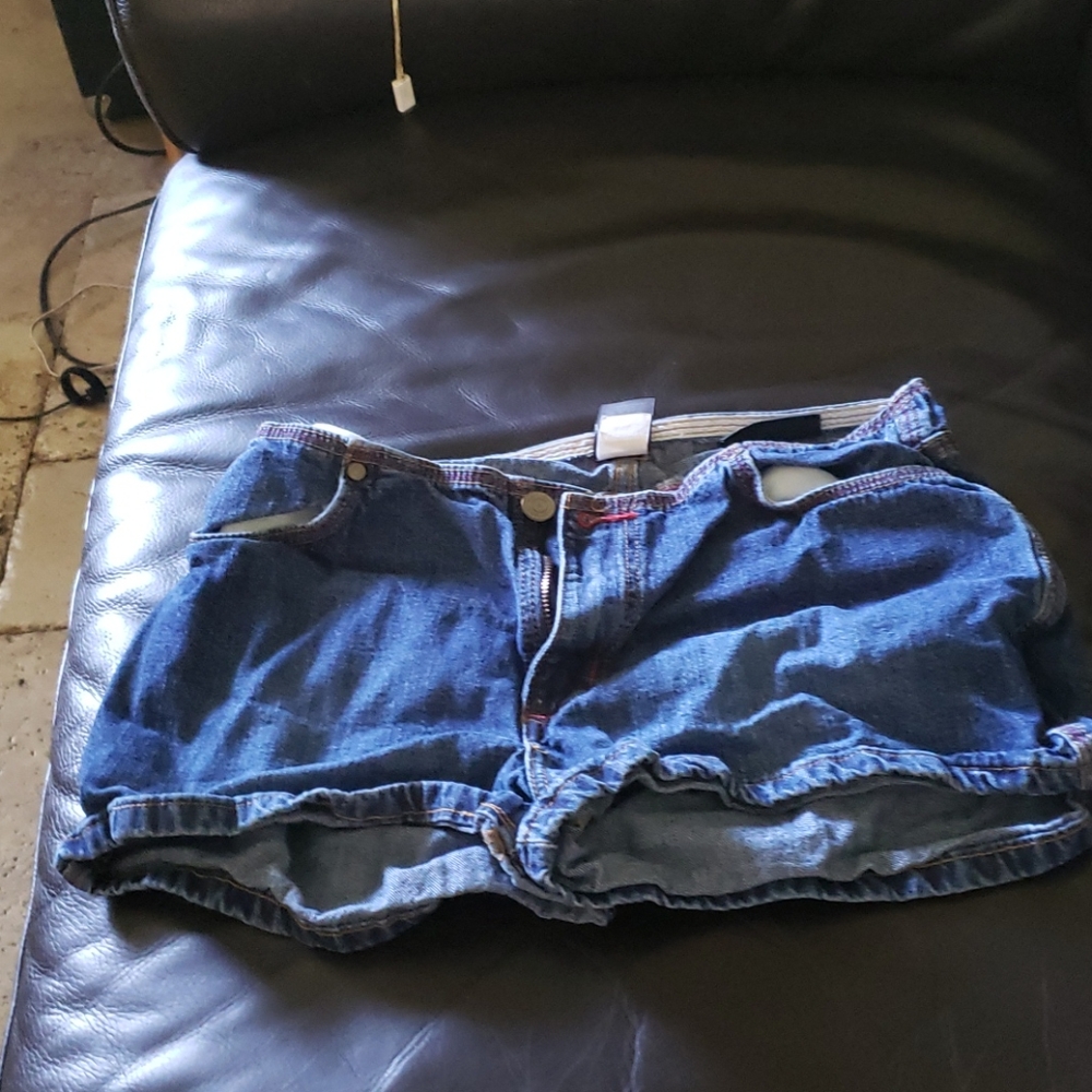 Low rise denim shorts
